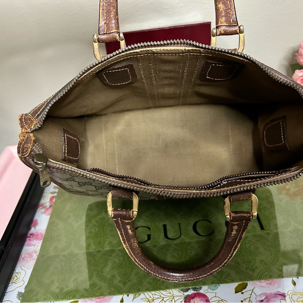 Gucci Beige and Brown Monogram 2-Way - Main zipper has been replaced - Picture 7 of 11